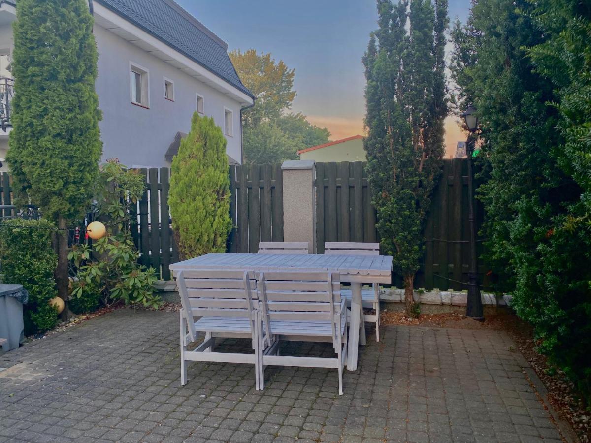 Willa Oaza Władysławowo Exteriör bild